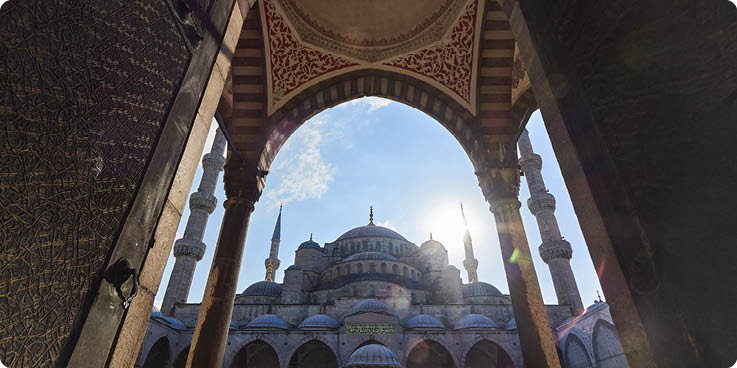 Vaktin Kıymeti: “İbâdet, Hizmet ve Huzur” Dengesi