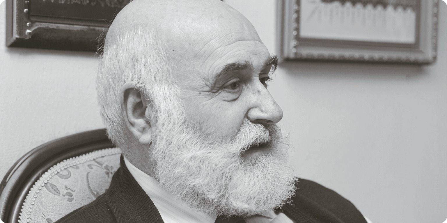 Bilim İle Tasavvufu Aynı Kalpte Taşıyan Bir Üsküdar Âlimi: Ahmed Yüksel Özemre