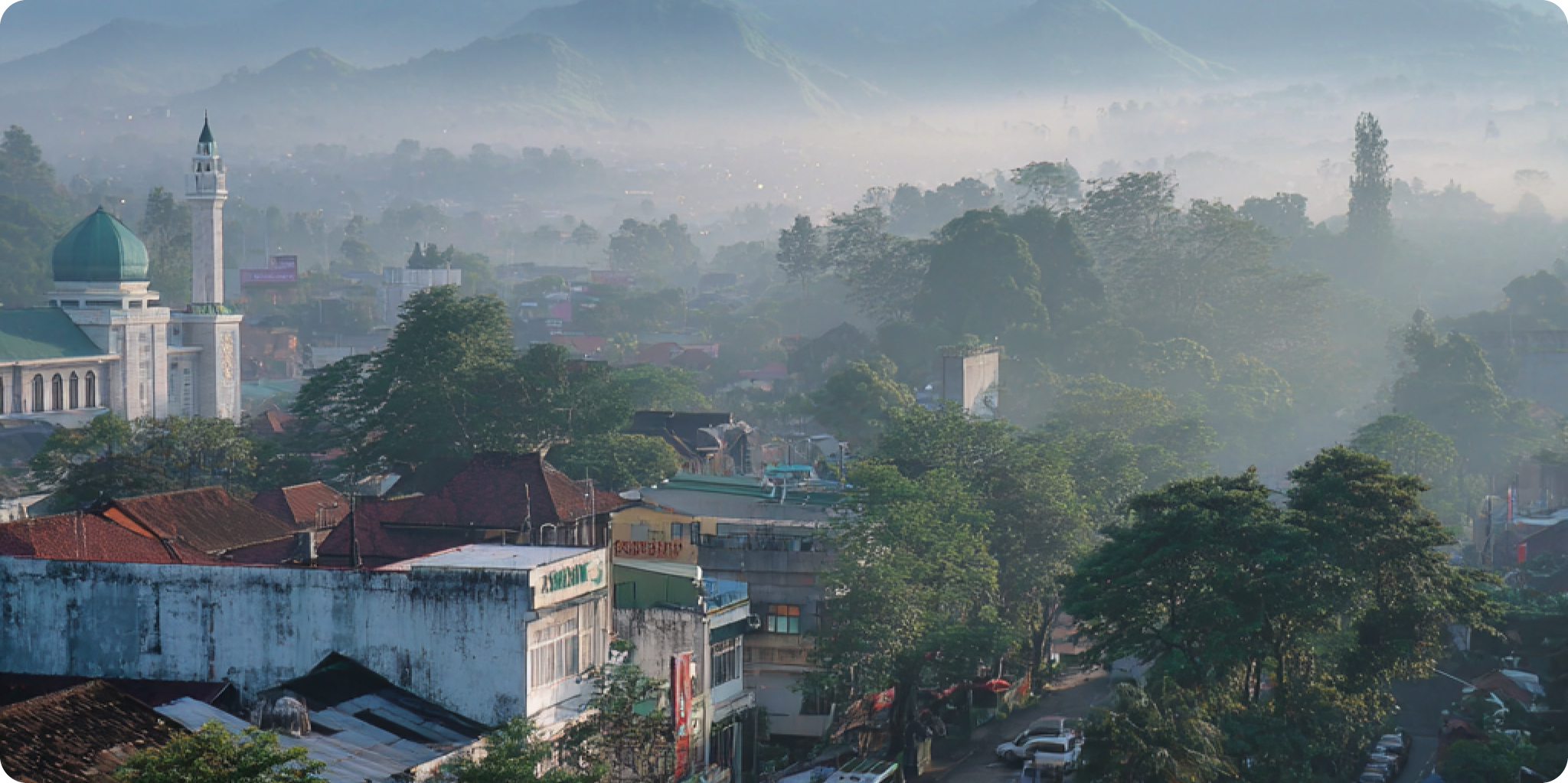 Dalgalar Arasında Yeşeren İman: Endonezya / Fatmanur Öztürk